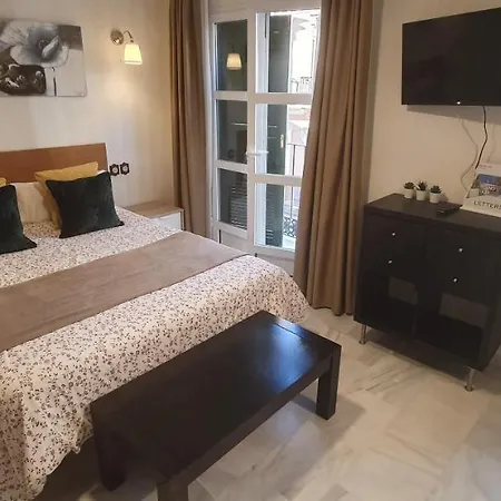 Fan Flat Carreteria Apartment *